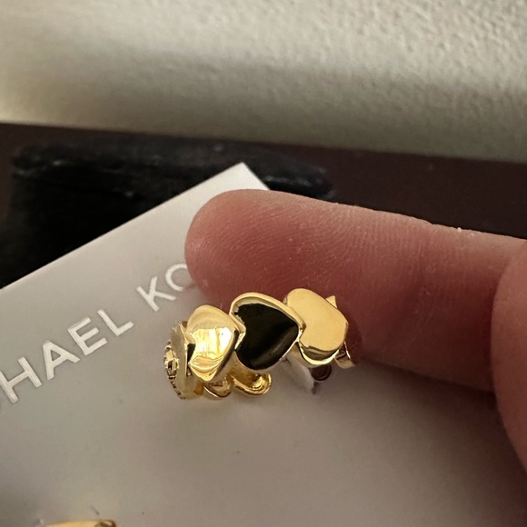 Micheal Kore Heart hoop earrings - Picture 4 of 7